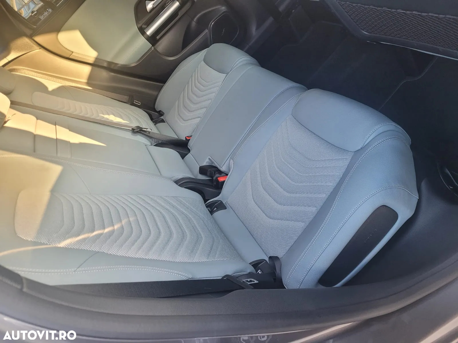 Mercedes-Benz GLA 250 e - 12