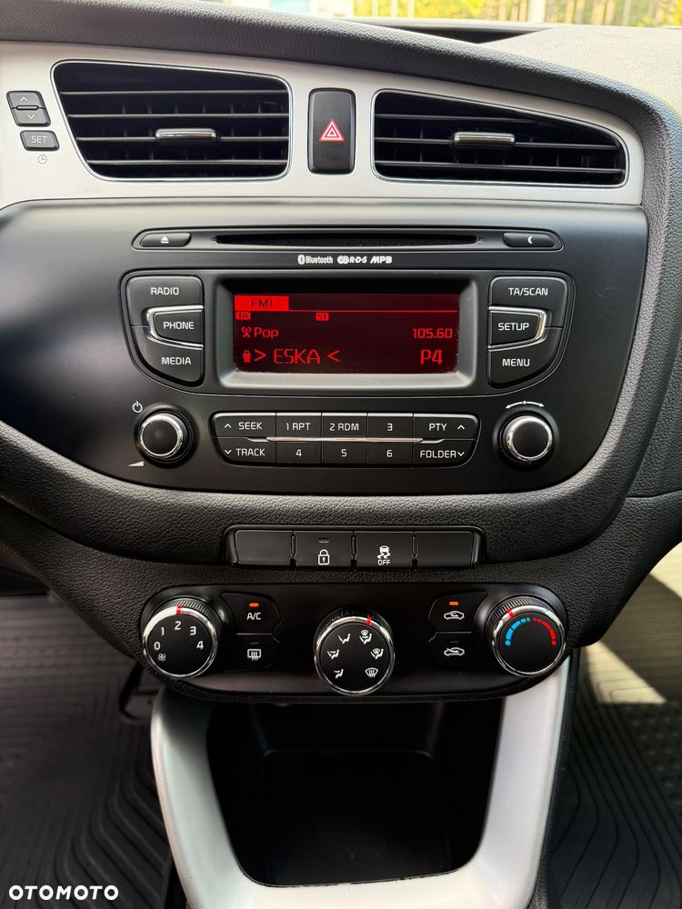 Kia Ceed - 13