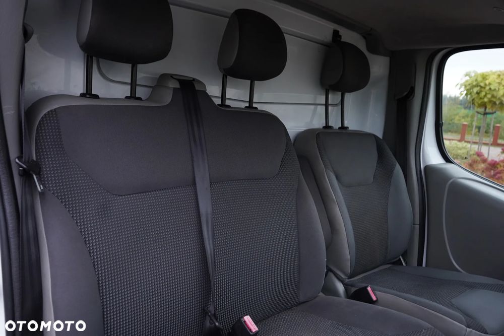 Opel Vivaro - 30