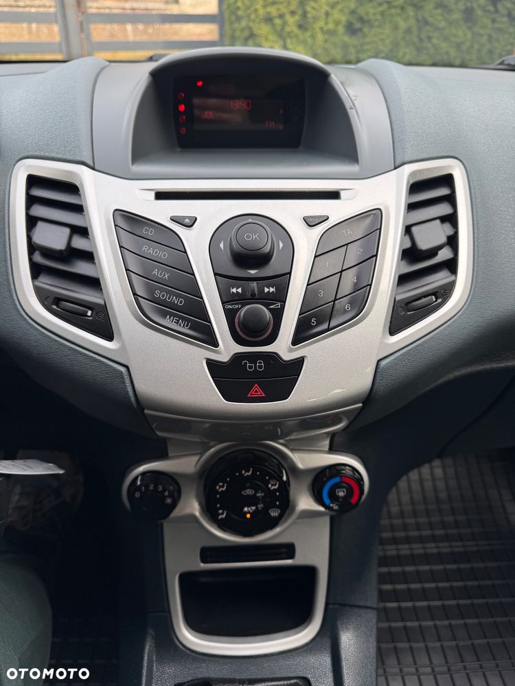 Ford Fiesta 1.25 Gold X - 9