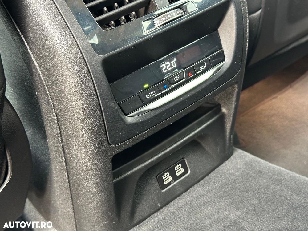 BMW X3 xDrive30e AT PHEV - 12