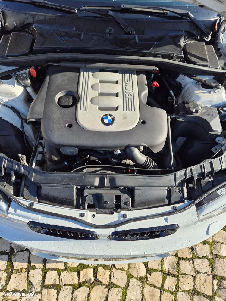 BMW 123 d Cabrio - 9