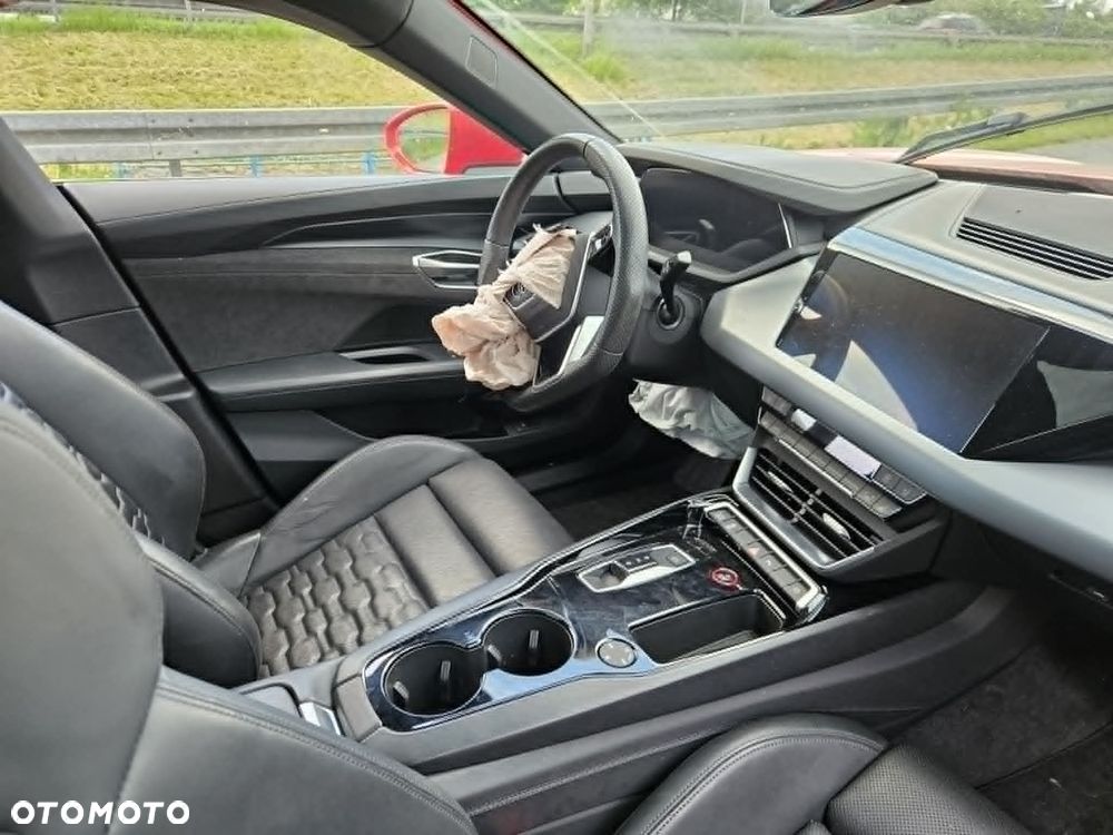 Audi e-tron GT quattro - 4