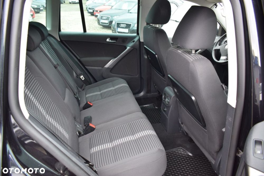 Volkswagen Tiguan - 20