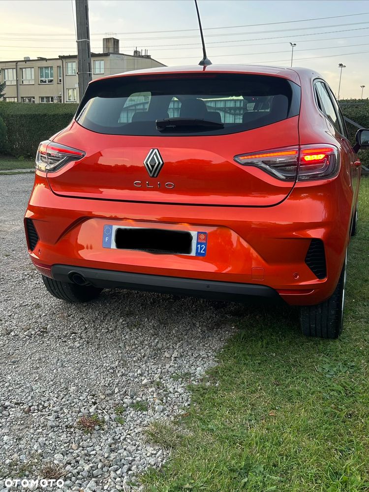 Renault Clio BLUE dCi 115 BUSINESS EDITION - 10