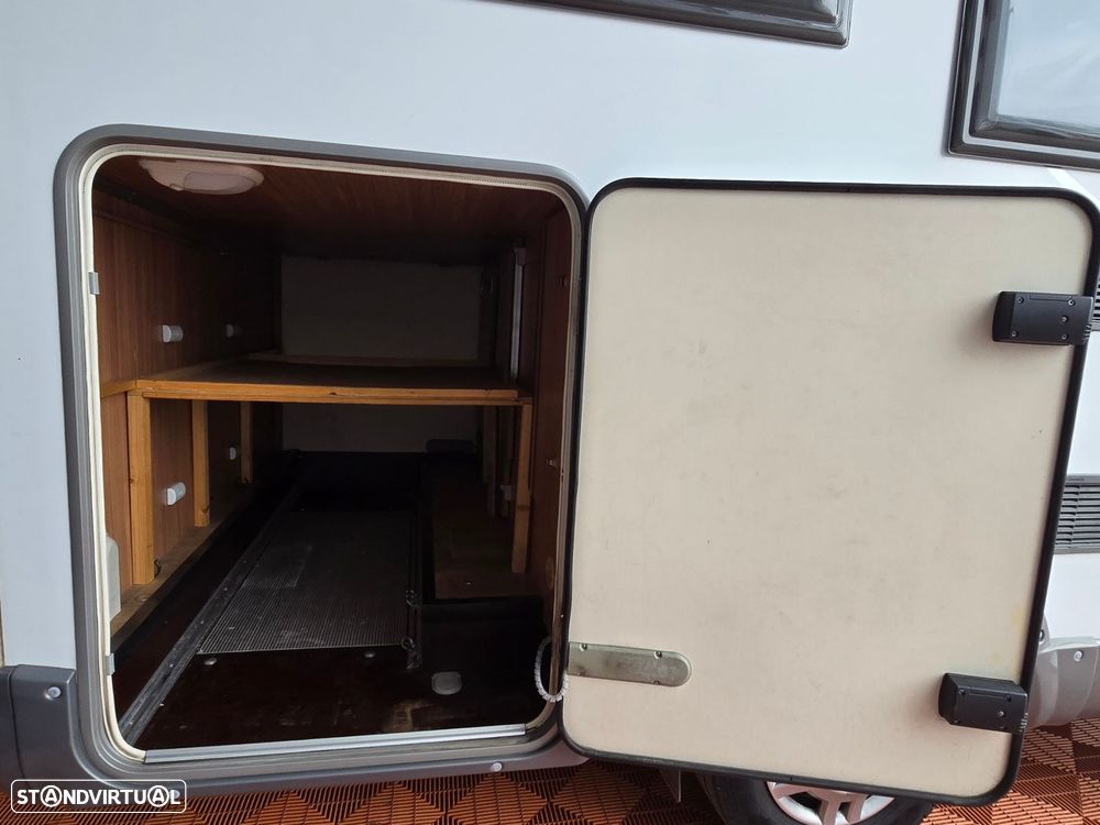 Fiat Ducato BURSTNER CAMA TRANSVERSAL - 10