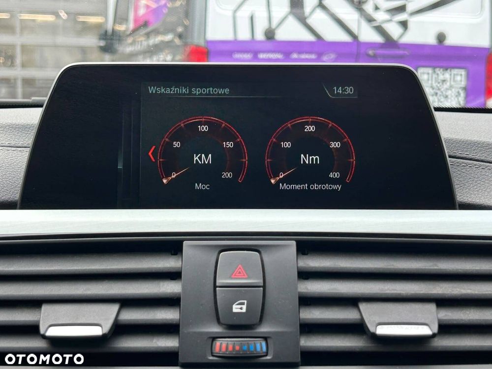 BMW Seria 3 320d xDrive Sport Line Shadow - 29