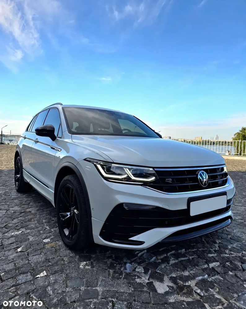 Volkswagen Tiguan - 11
