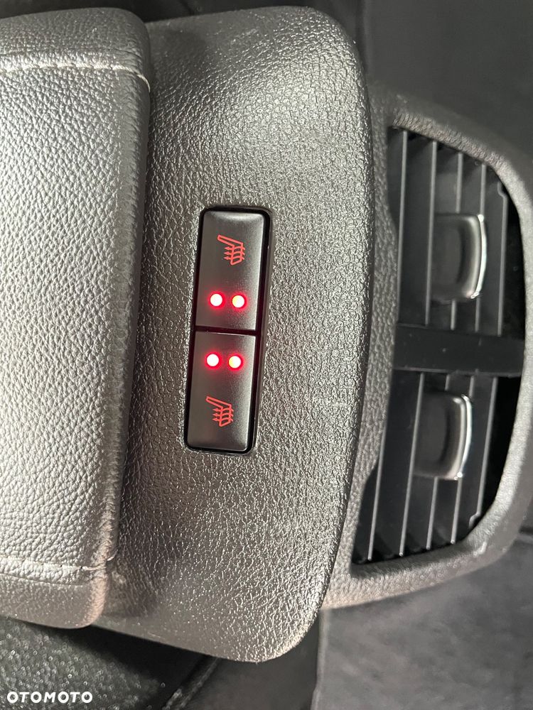 Ford Mondeo 2.0 Hybrid Titanium - 21