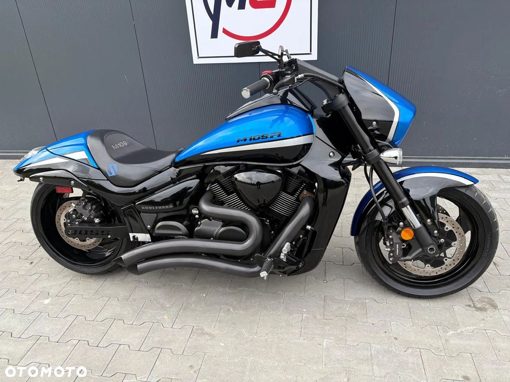 Suzuki Boulevard - 2