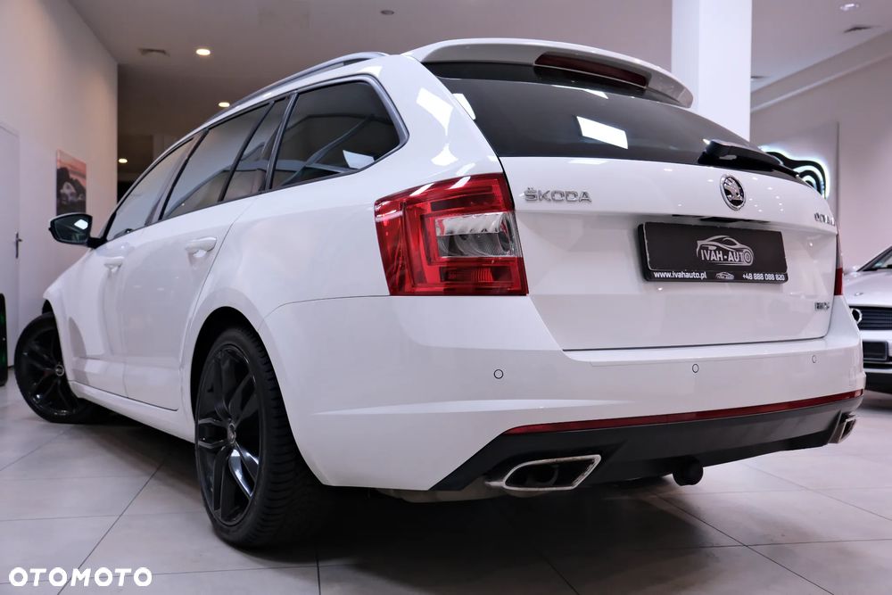 Skoda Octavia 2.0 TDI SCR RS DSG - 10