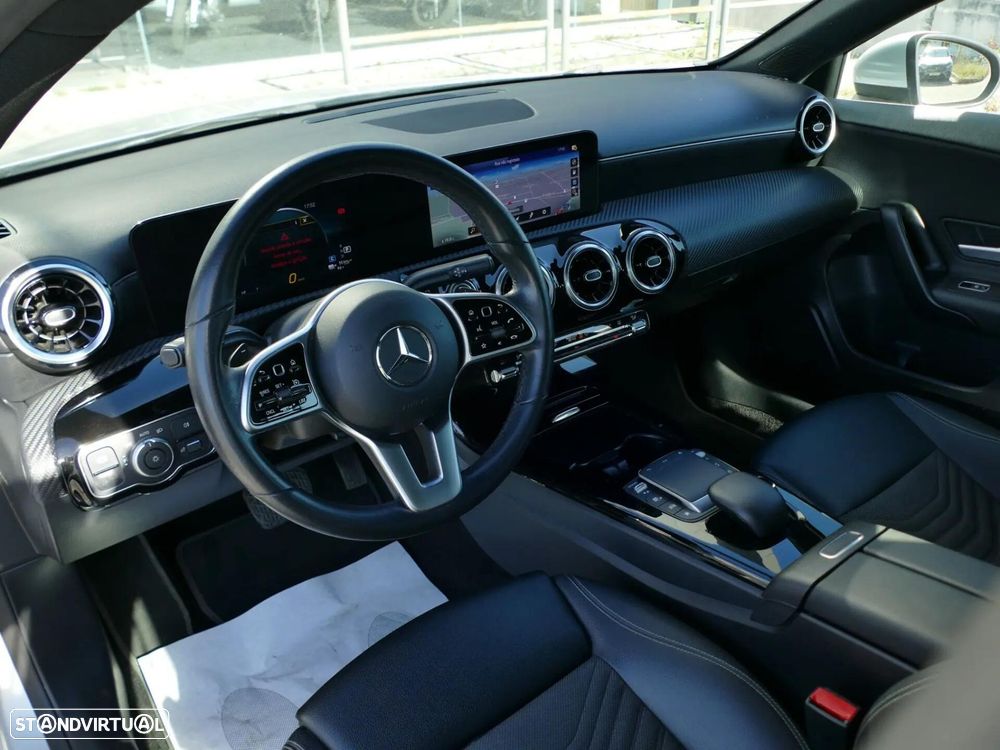 Mercedes-Benz A 250 e Style Plus - 22
