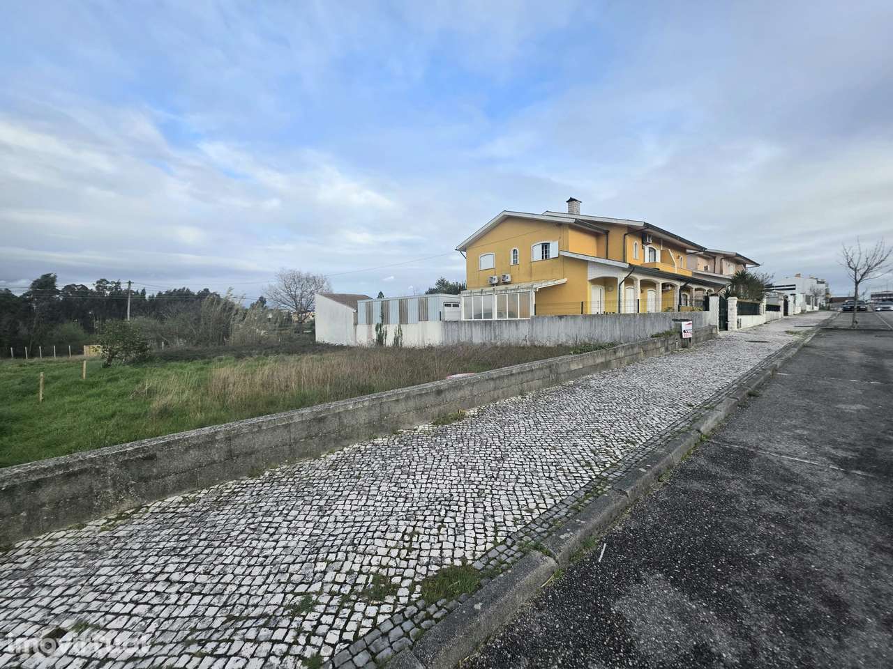 Terreno de 800m² em Oiã com bons acessos - Grande imagem: 3/3