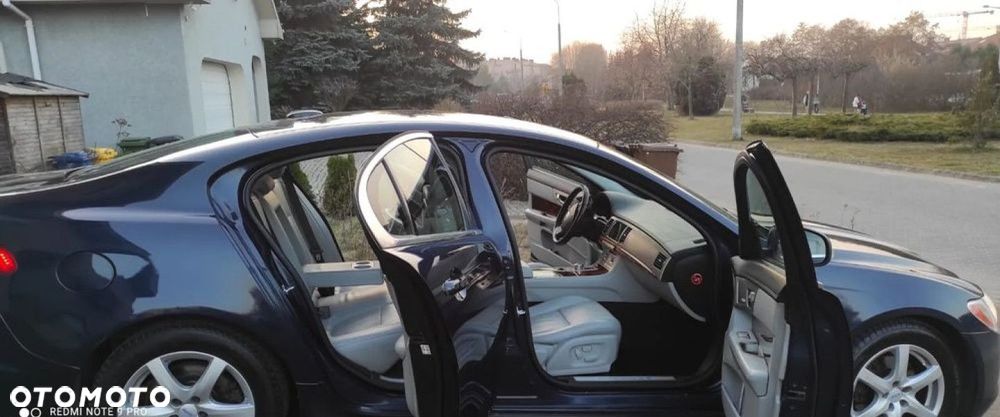 Jaguar XF 2.7 V6 Premium Luxury - 32