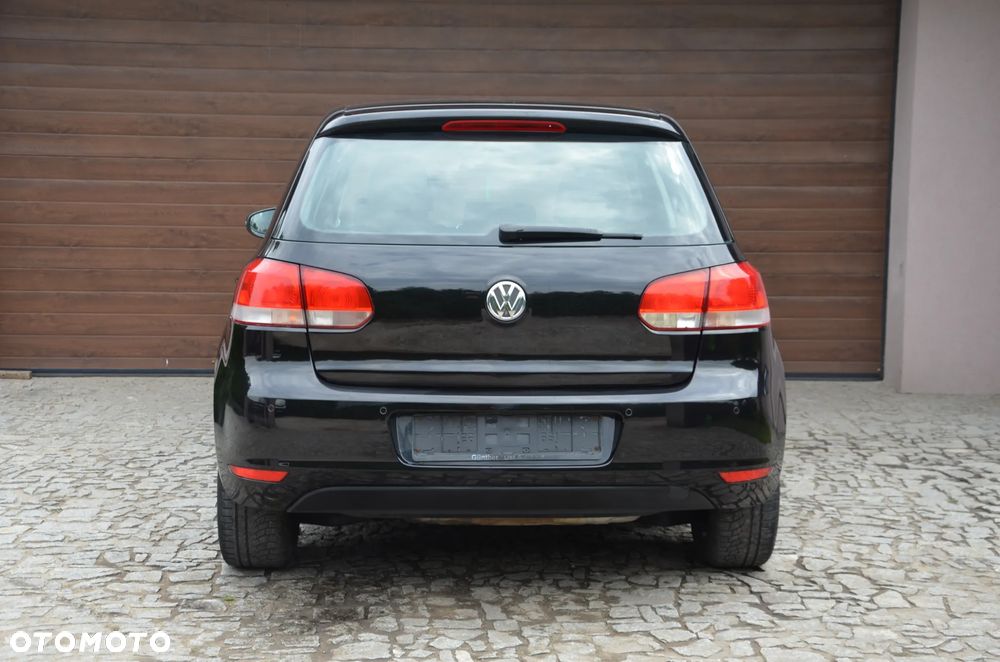 Volkswagen Golf - 8