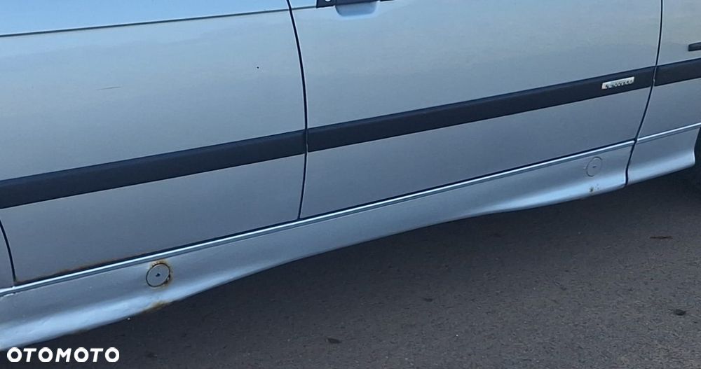 BMW Seria 3 318i - 15