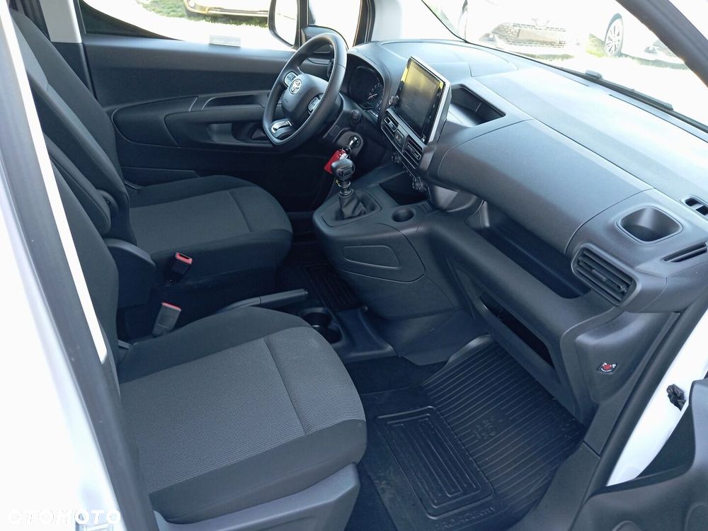 Toyota PROACE CITY - 8