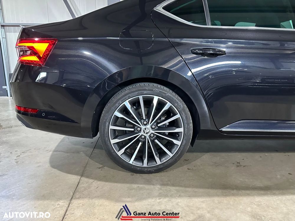 Skoda Superb 2.0 TDI 4X4 DSG Laurin & Klement - 40