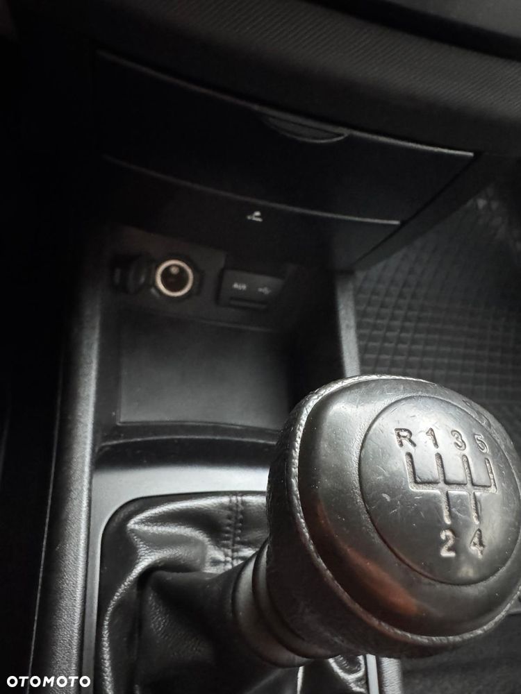 Kia Ceed 1.4 Comfort - 12