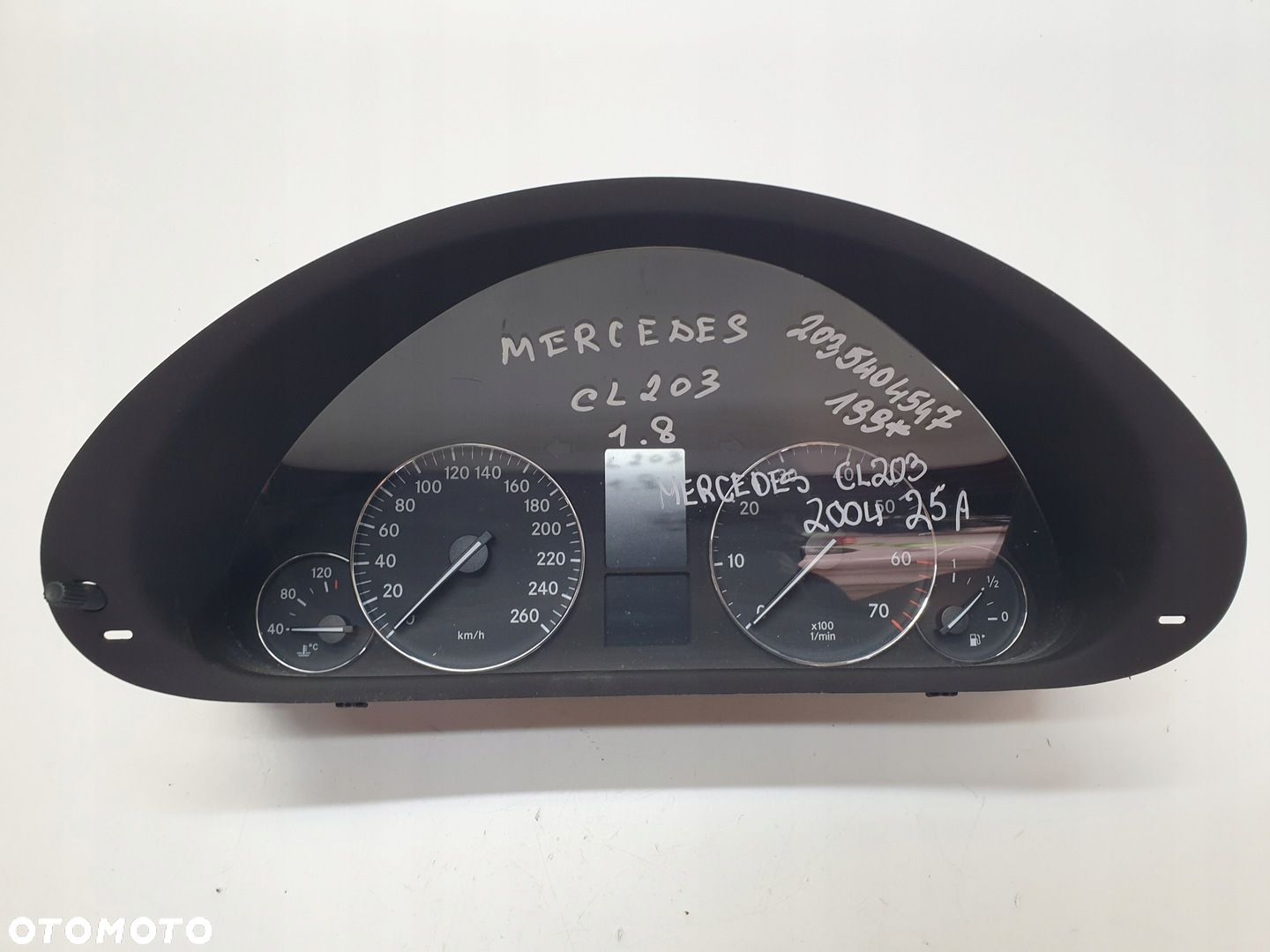 LICZNIK ZEGARY MERCEDES CL203 1.8 2035404547 - 1