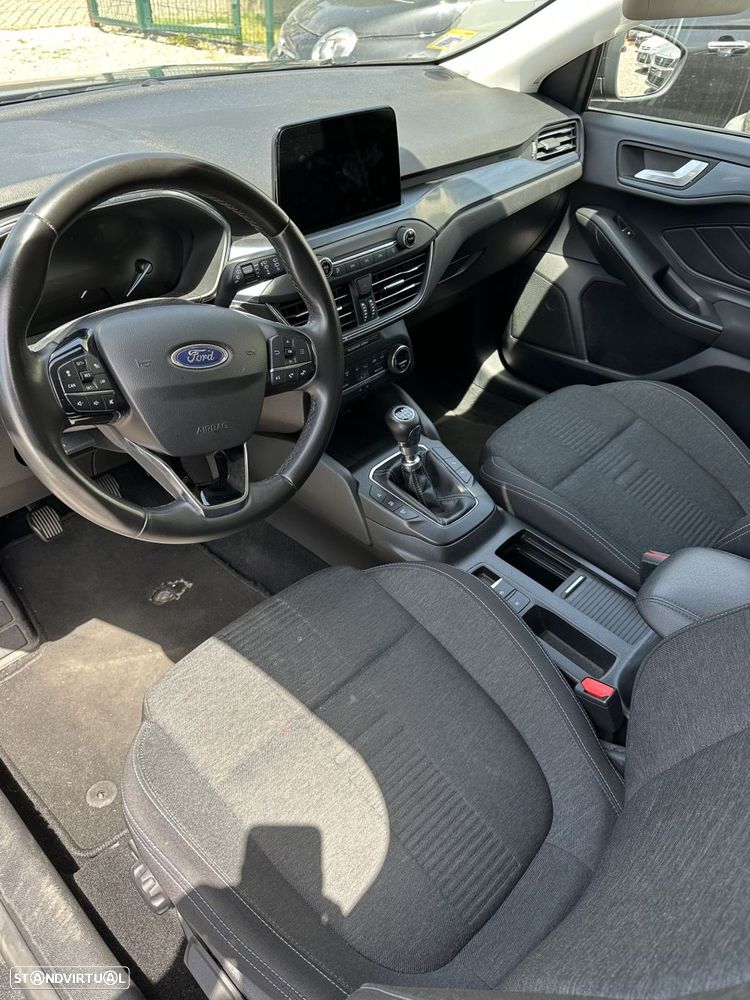 Ford Focus 1.5 TDCi ECOBlue Active - 2