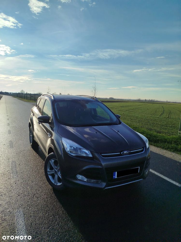Ford Kuga - 2