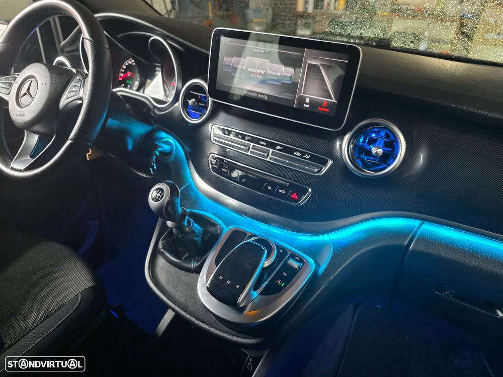 Mercedes-Benz V 220 CDi - 15