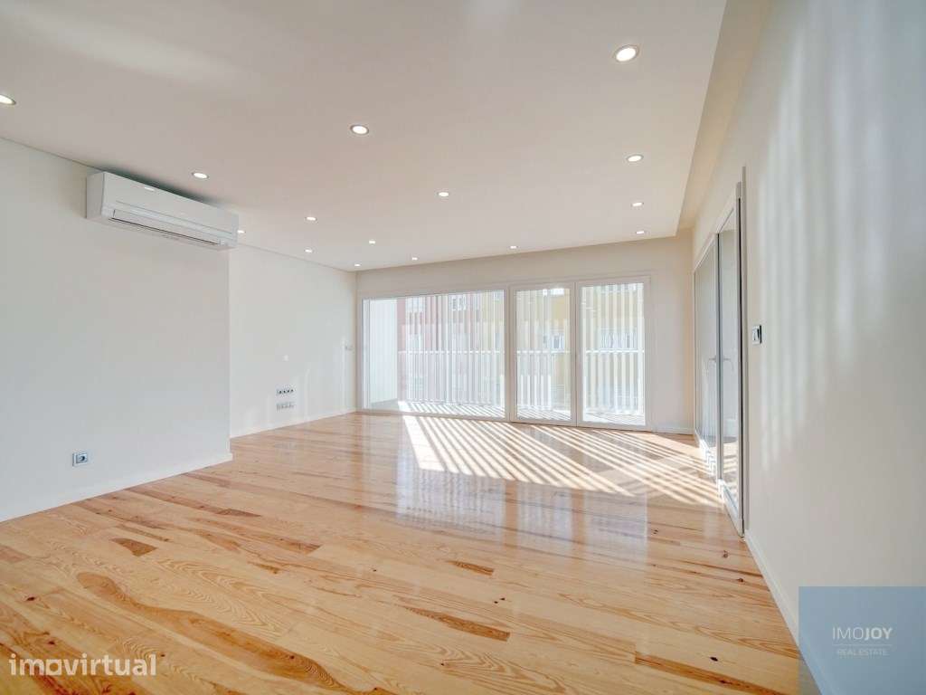 Excelente Apartamento T4 em São João do Estoril - Grande imagem: 2/41