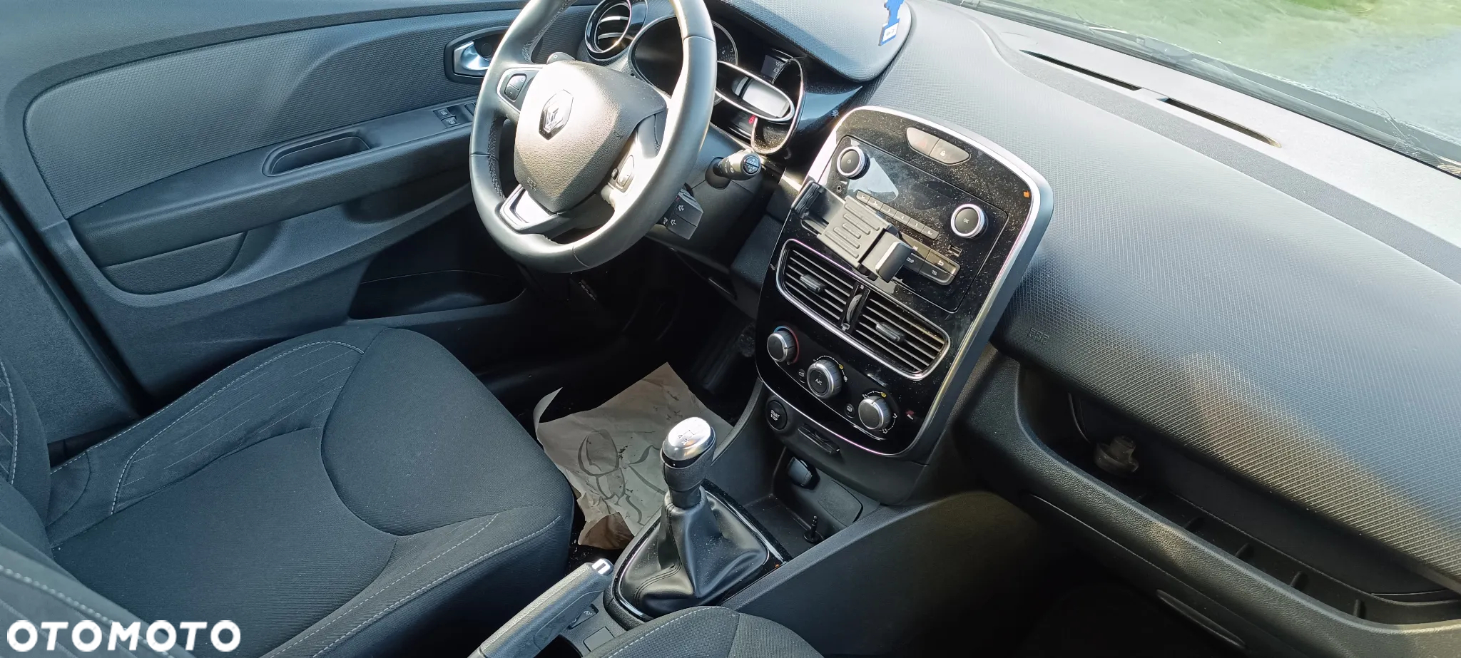 Renault Clio - 2