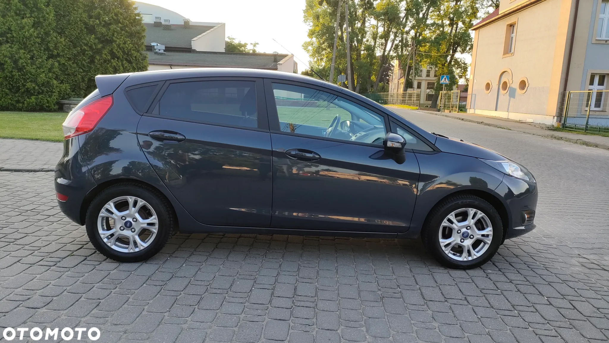 Ford Fiesta 1.0 Champions Edition - 16