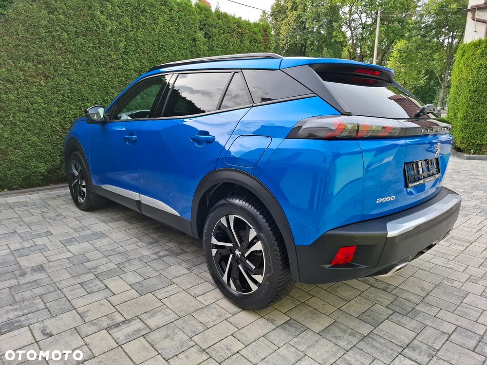 Peugeot 2008 - 10