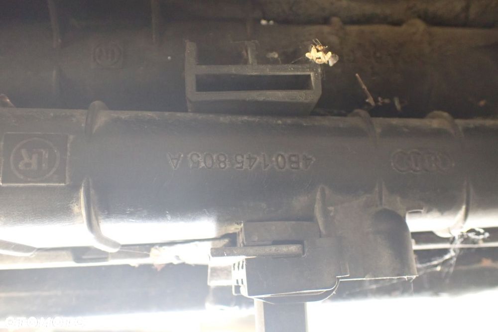 PAS PRZEDNI AUDI A6 C5 2.5 - 10