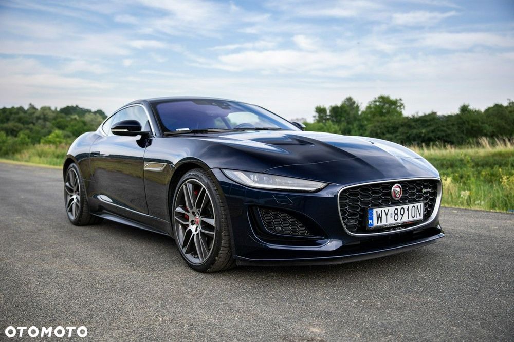 Jaguar F-Type - 12