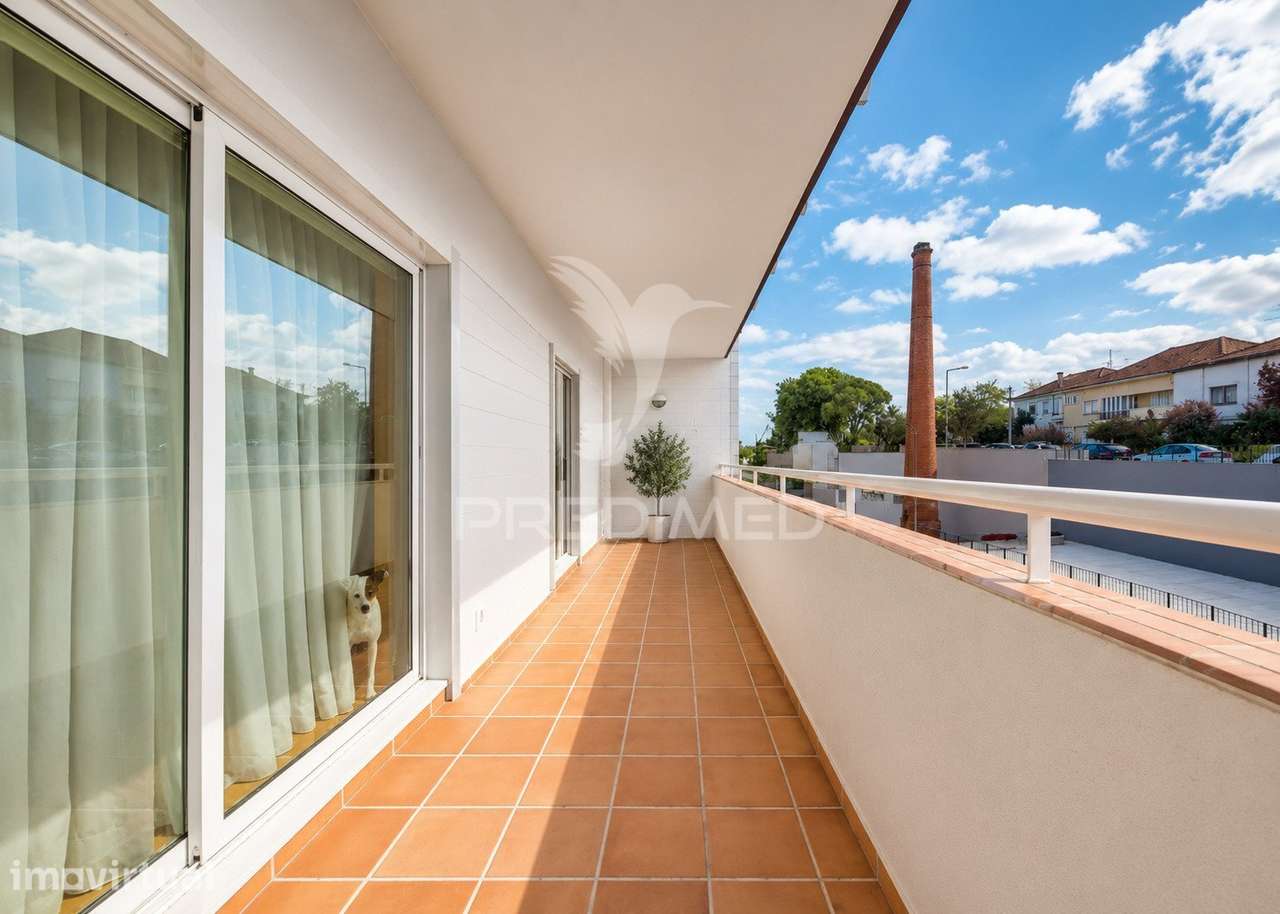 Apartamento T3 no centro de Aveiro (Fonte Nova) com varanda de 20 m... - Grande imagem: 4/11