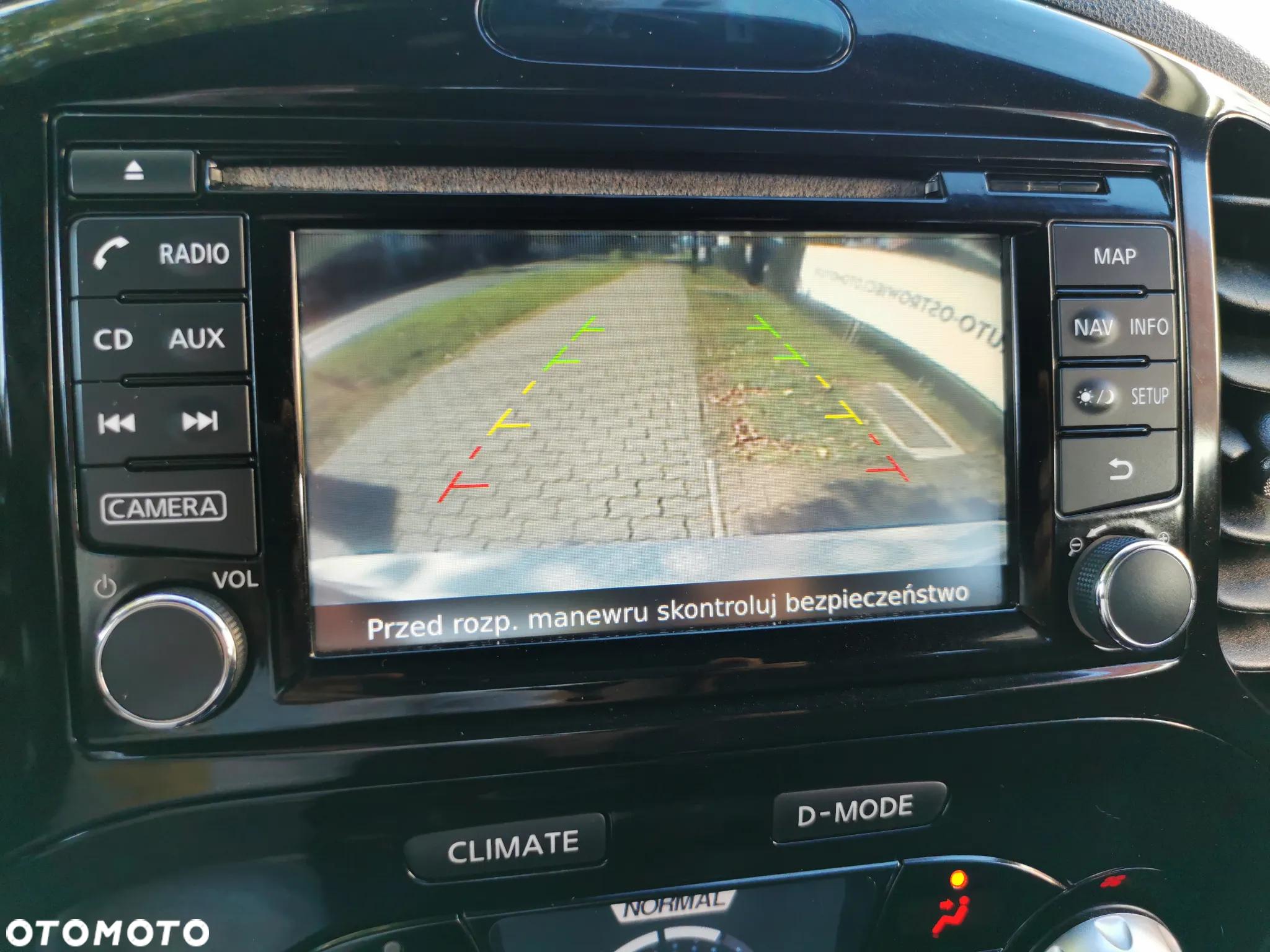Nissan Juke 1.2 DIG-T N-Connecta EU6 - 23