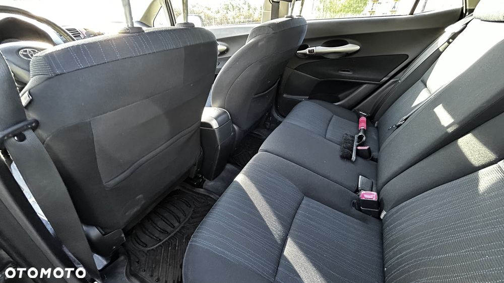 Toyota Auris 2.0 D-4D Luna - 10