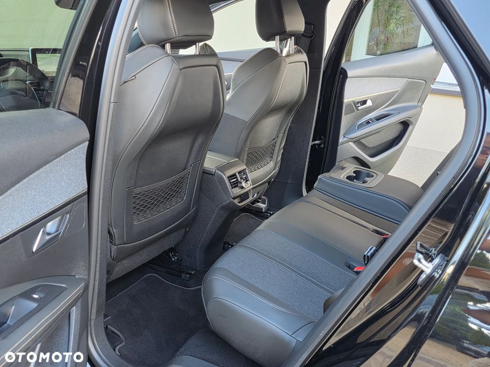 Peugeot 3008 PureTech 180 Stop & Start GPF EAT8 GT Pack - 28