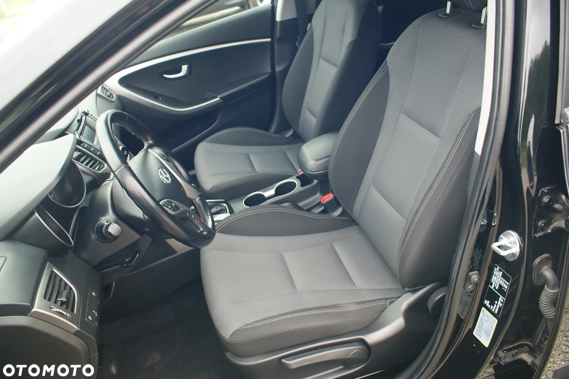 Hyundai i30 i30cw 1.6 Automatik Style - 7