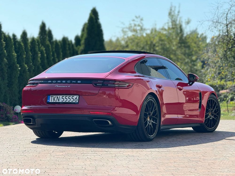 Porsche Panamera 4 - 23
