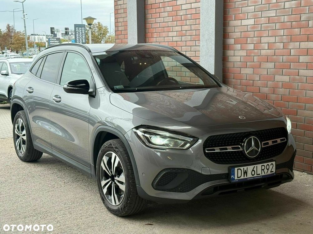 Mercedes-Benz GLA - 3