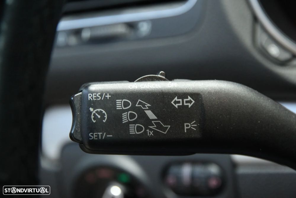 VW Golf Cabriolet 1.2 TSI BlueMotion Exclusive - 18