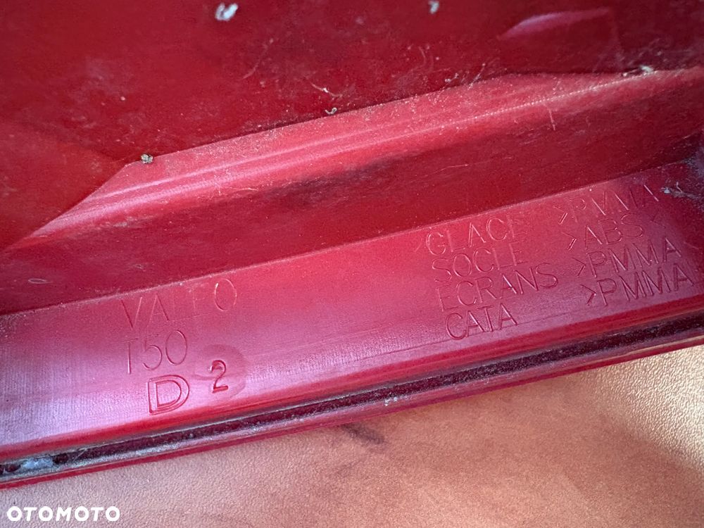 LAMPA PRAWA TYLNA PEUGEOT 307 - 5