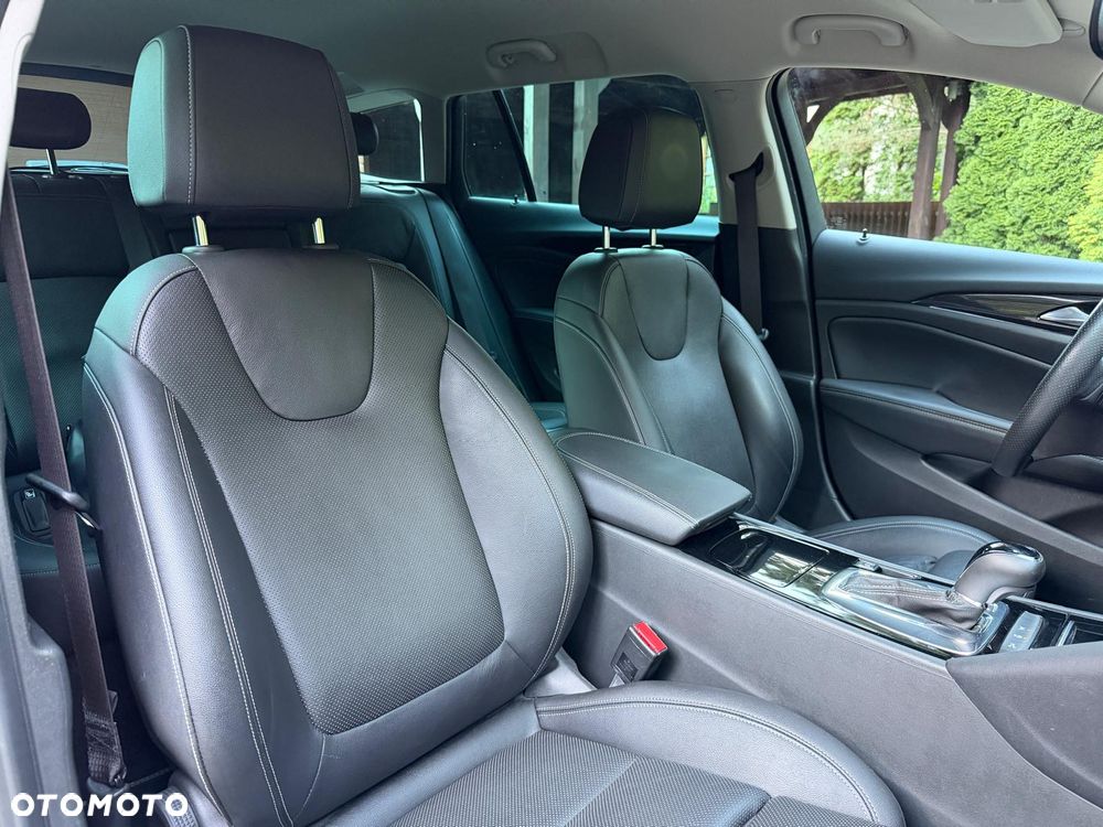 Opel Insignia 2.0 BiTrb D 4x4 Automatik Exclusive - 20