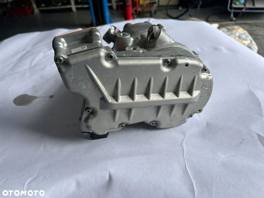 RENAULT AUSTRAL 1,2 SPRĘŻARKA KLIMATYZACJI 926003993R - 6