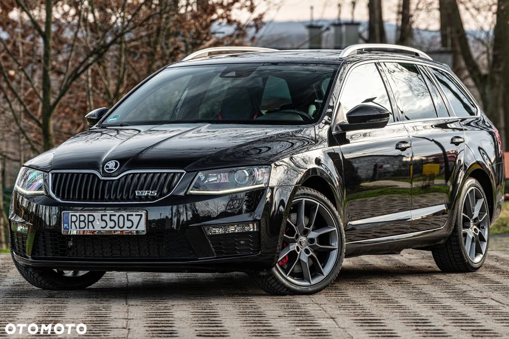 Skoda Octavia 2.0 TDI DSG RS - 3