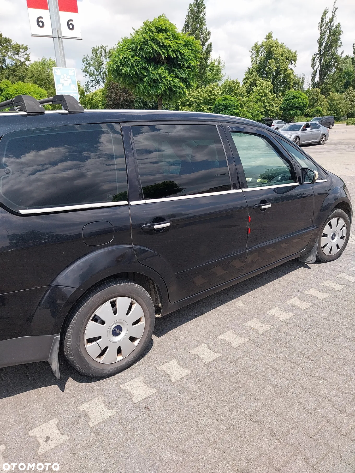 Ford Galaxy 2.0 TDCi Titanium - 14