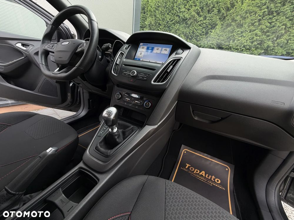 Ford Focus 1.5 EcoBoost STart-Stopp-System ST-LINE - 16