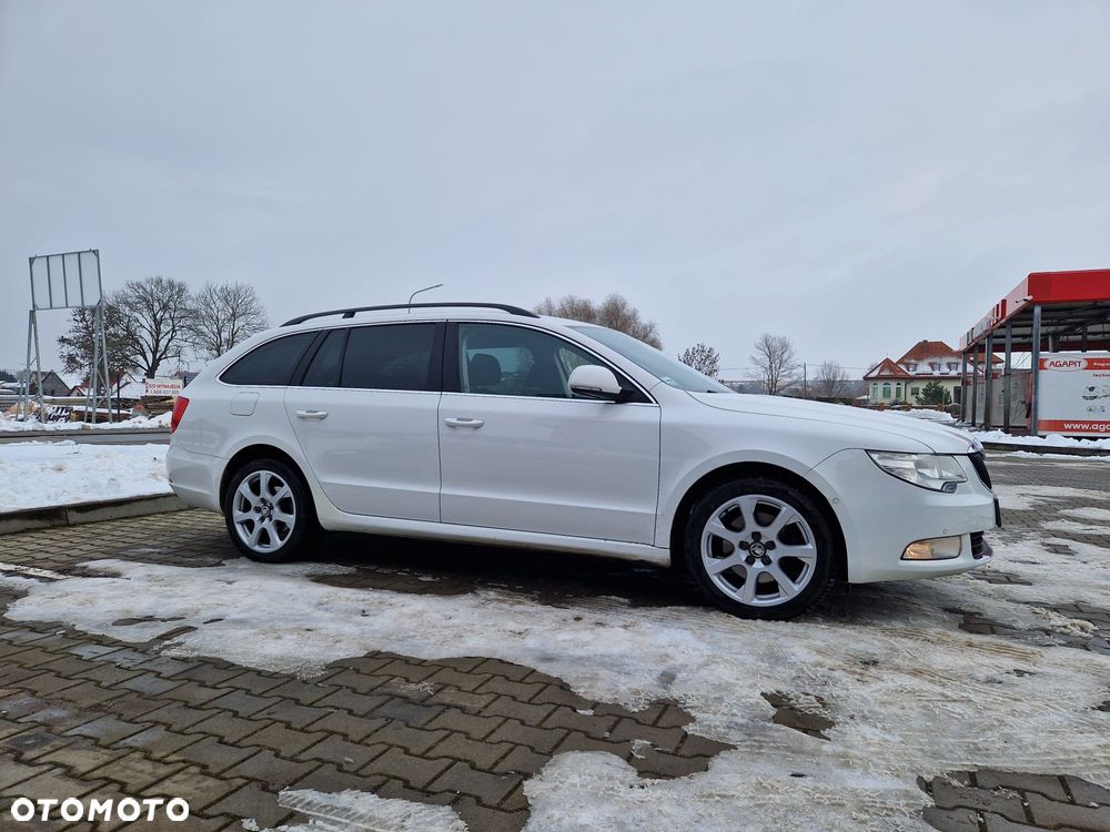 Skoda Superb 2.0 TDI Elegance - 14