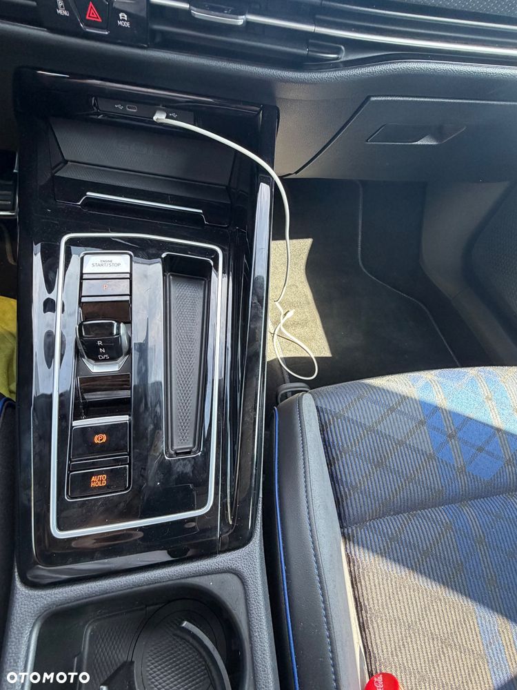 Volkswagen Golf 2.0 TSI 4Motion R DSG - 11