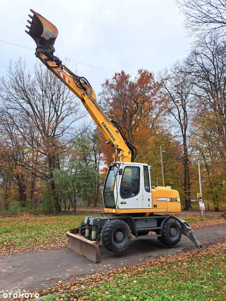 Liebherr A 314 - 4